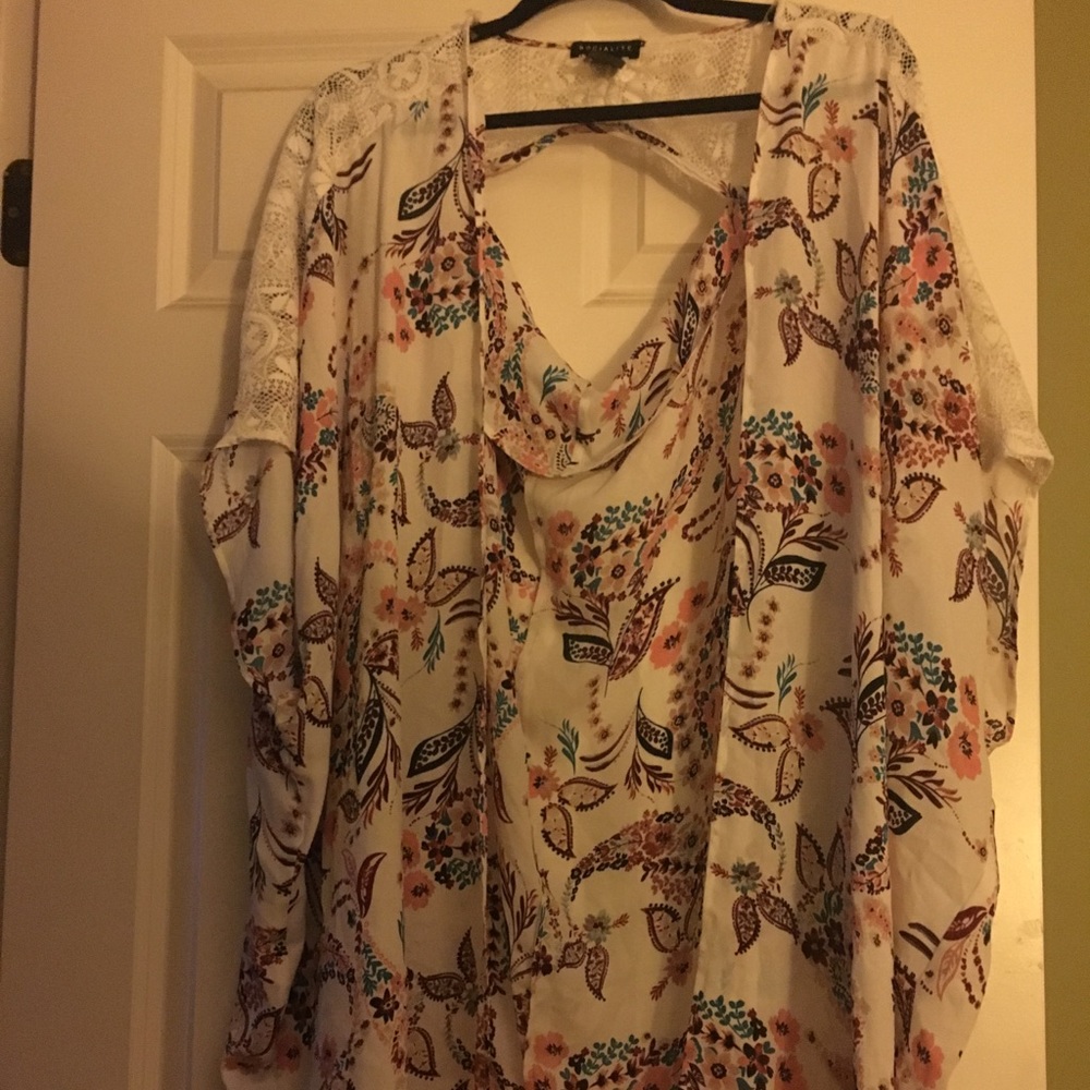 Floral kimono